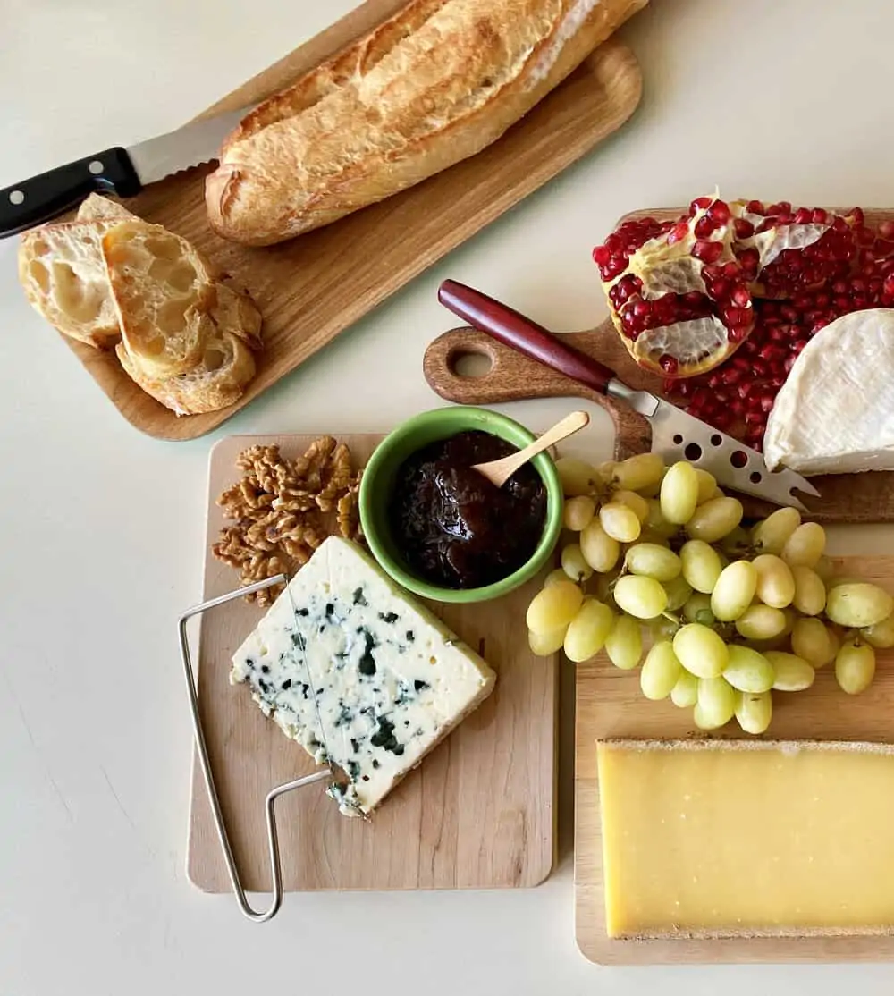 how to build a french cheese board everyday parisian
