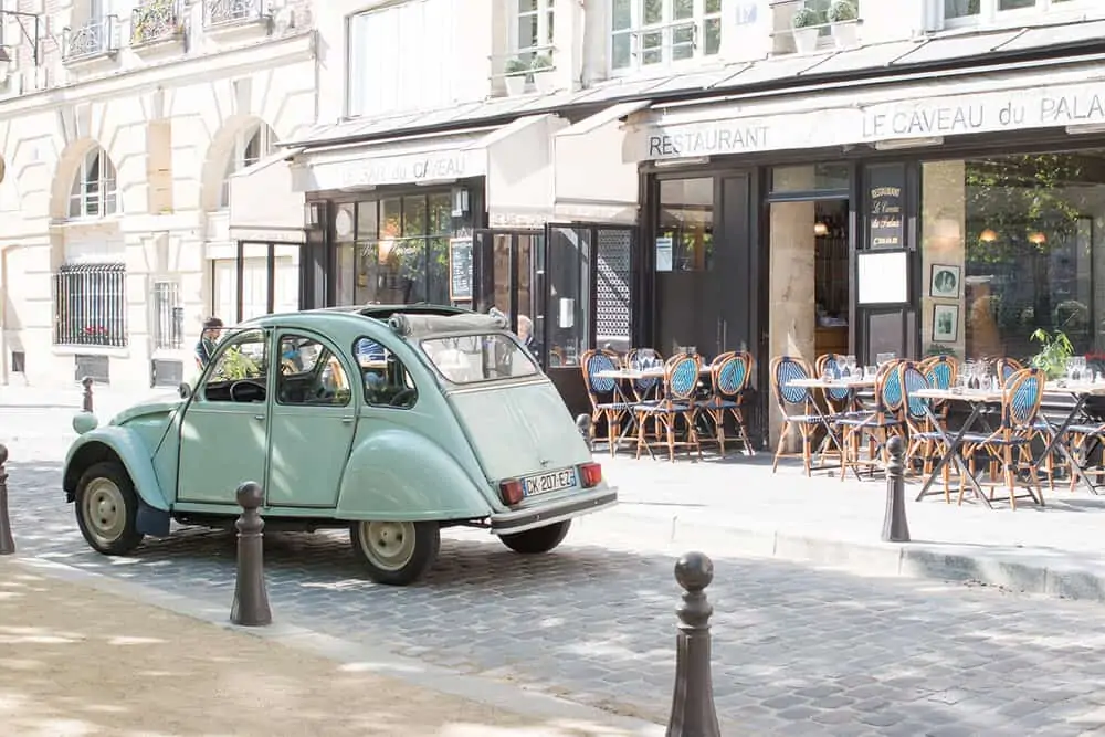 green car paris france 