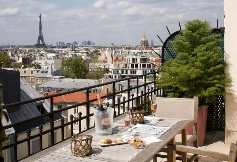 Raphael Hotel Paris  Room with view on the Eiffel Tower