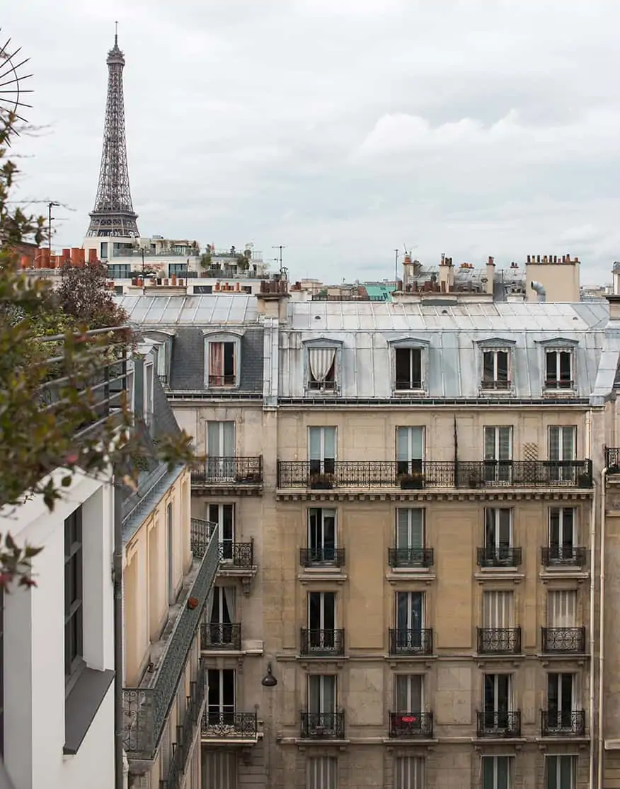 15 Stunning Hotels With A View Of Eiffel Tower