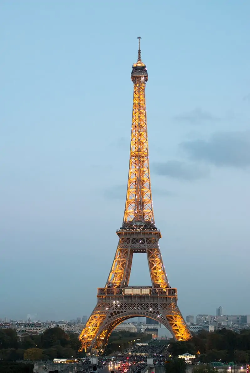 Paris eiffel tower at night @rebeccaplotnick
