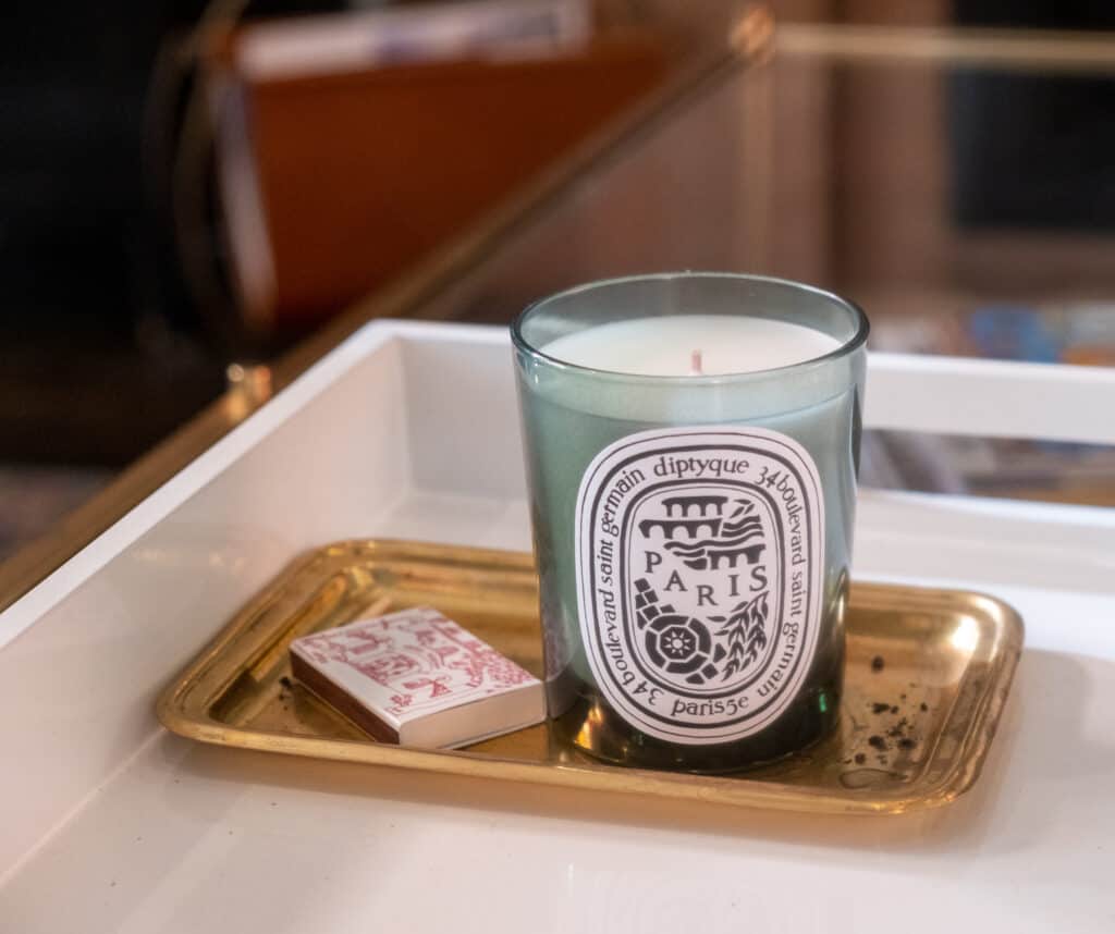 diptyque candle fall decor 