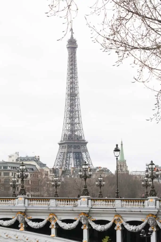 Pont Alexandre III | Where to See the Eiffel Tower Sparkle 