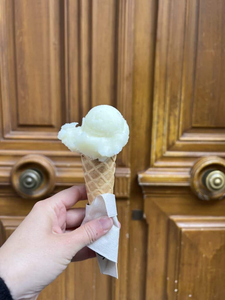 little Ice cream cone in Paris