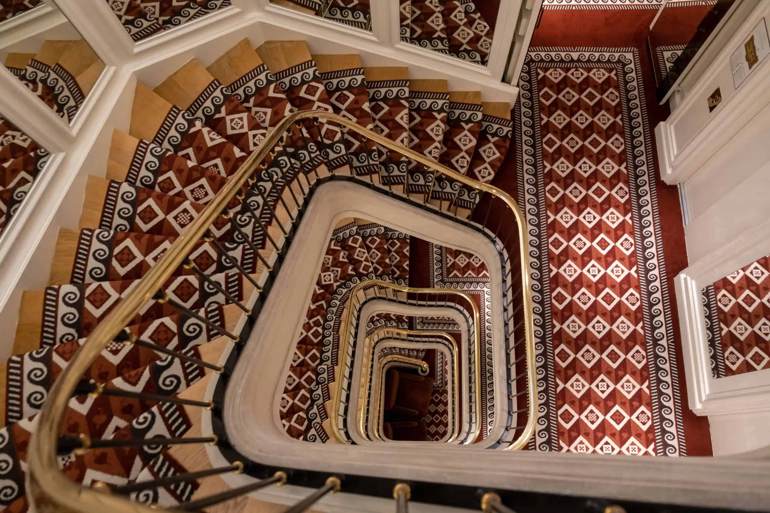 saint james paris spiral staircase 