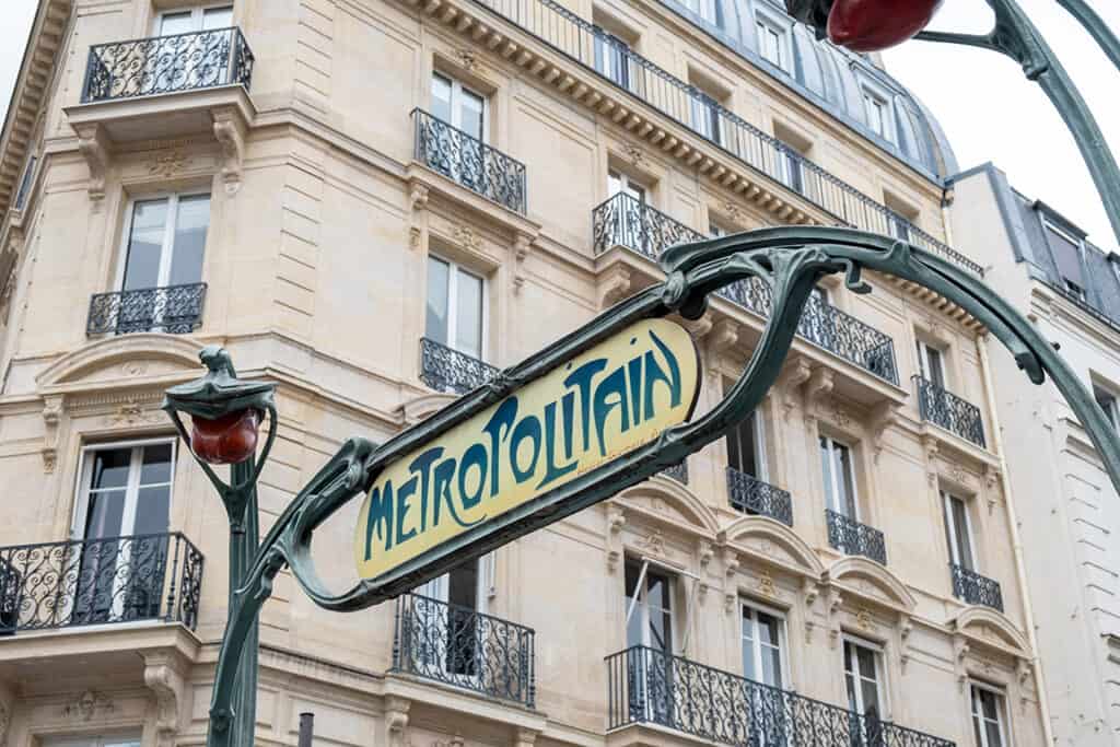 Links I Love Week 24 - Paris Metro sign