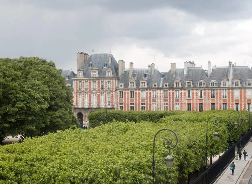 Place des Vosges Paris hotels views 