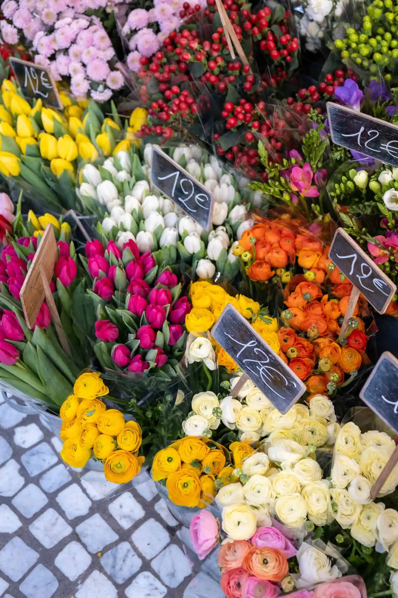 Rue Montorgueil flower shop 
