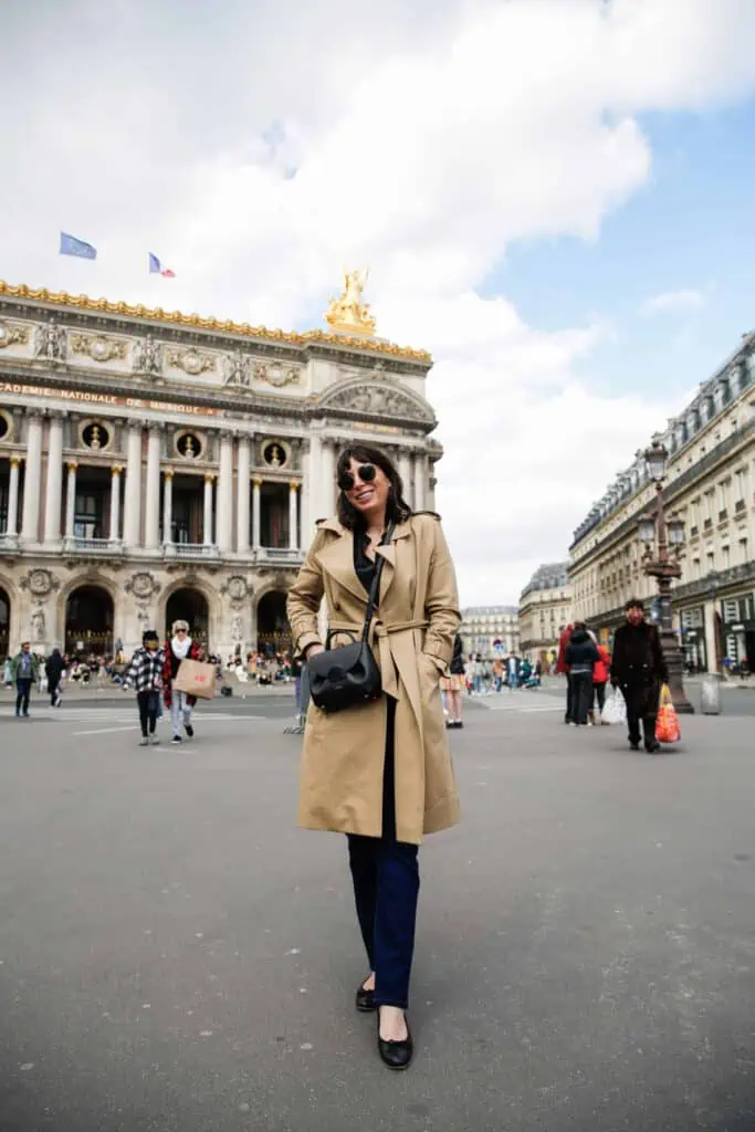 what to pack for Paris in the spring everyday parisian trench coat sezane 