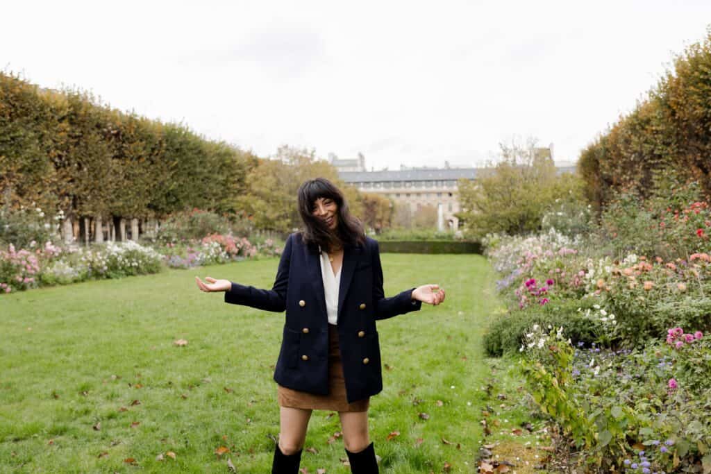 French Fall Capsule Wardrobe Navy Blazer 