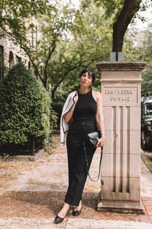 Sézane sizing black crop trousers 