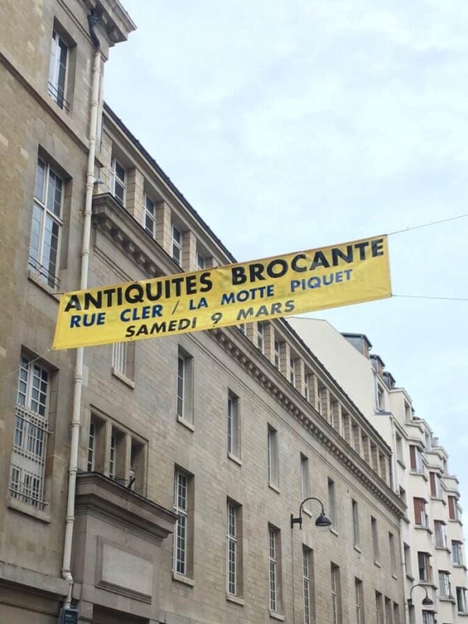 Brocante Paris Sign