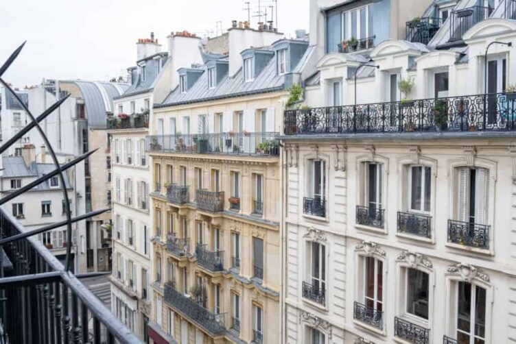 summer in Paris 