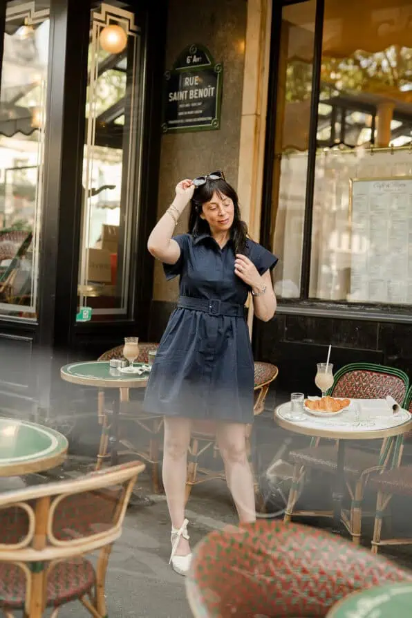 Solo Photo Shoot in the Trocadero Eiffel Tower in Paris