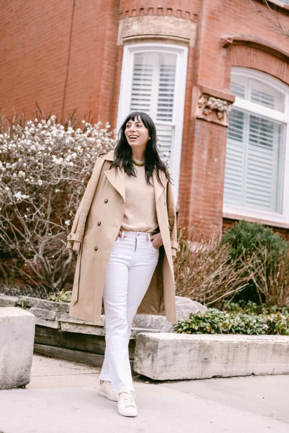 white denim Madewell kickout crop