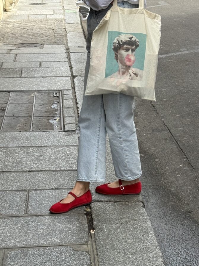 what parisians are wearing now