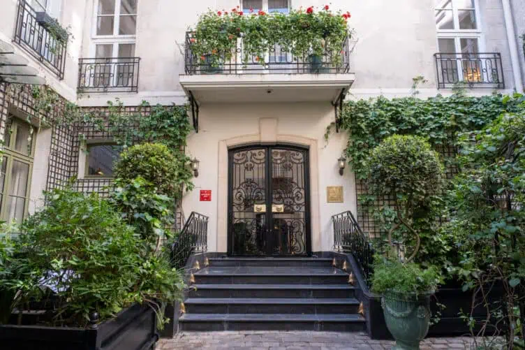 Relais Christine Saint Germain des Prés luxury boutique hotel