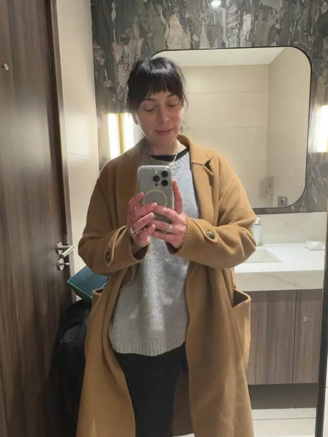 what to pack for a long-haul flight 