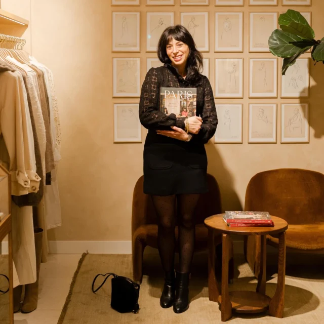 Today I celebrated Paris Every Day with a dream book party hosted by @sezane in Paris ✨

A coffee table book with my photography—15 years in the making.

Proof that tout est possible.

Merci @katiedonnellystudio for capturing these moments and the pure joy of celebrating with new and old friends from the Everyday Parisian community ❤️

#everydayparisian #toutestpossible