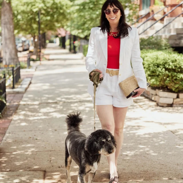 Sunday Reading is up on the blog with links I love. ❤️ 
The last photo with Henri and me 🥹

Some of my favorites this week include:

How to dress for the summer when it is really hot outside
What locals say tourists should skip in Paris
Where to dine outdoors in Paris this summer
How to beat the Sunday night scaries

Comment LINK and I will send you the full post. 

Photos @yuliasribna 
Blazer and shorts @jcrew 
Tank @sezane 
Clutch @cuyana